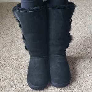 Button side Ugg boots